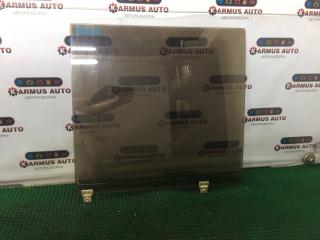 Стекло боковое заднее правое Isuzu Trooper