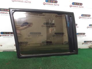 Стекло боковое заднее левое Isuzu Trooper