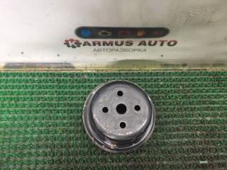 Шкив помпы Isuzu Trooper