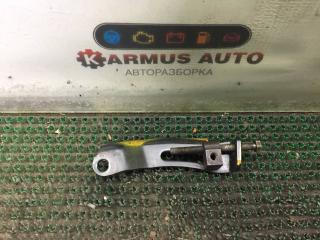 Фото запчасти натяжитель ремня Mazda Familia S-Wagon контрактная запчасть Запчасть натяжитель ремня Mazda Familia S-Wagon