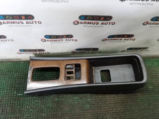 Подлокотник Mitsubishi Sigma