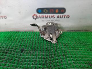 Запчасть замок капота Suzuki Swift