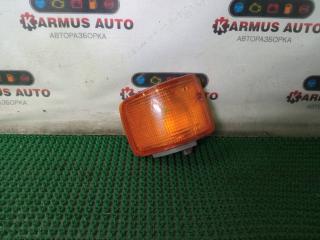 Запчасть поворотник левый Toyota Hiace