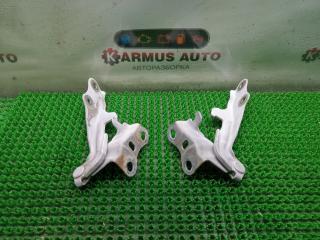 Петля капота Toyota Town Ace Noah