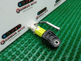 Фото запчасти датчик airbag передний Toyota Corolla Fielder контрактная запчасть Запчасть датчик airbag передний Toyota Corolla Fielder