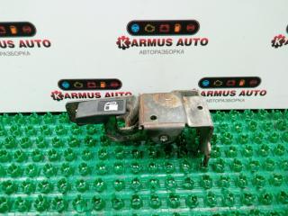 Запчасть ручка открывания бензобака Honda HR-V