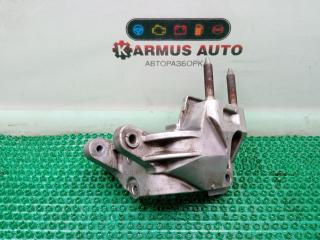 Запчасть кронштейн опоры двигателя левый Honda Civic