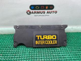Крышка двигателя Isuzu Gemini