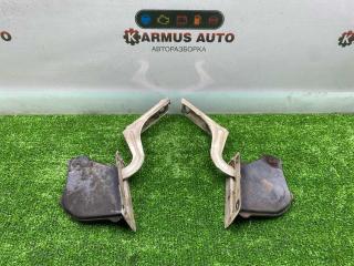 Петля капота Nissan Sunny