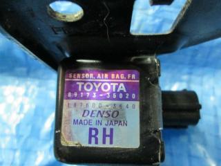 Запчасть электронный блок TOYOTA HILUX SURF