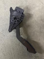 Фото запчасти педаль газа Toyota FJ Cruiser 2013 контрактная запчасть Запчасть педаль газа Toyota FJ Cruiser 2013