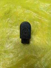 Фото запчасти датчик Toyota FJ Cruiser 2013 контрактная запчасть Запчасть датчик Toyota FJ Cruiser 2013