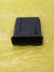 Запчасть карман правый Toyota Tank 11/2019