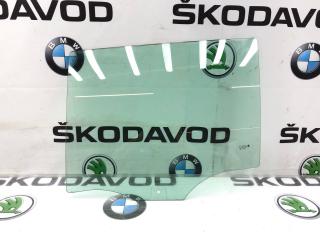 Стекло двери заднее левое Skoda Superb 2012