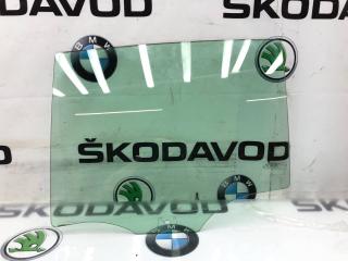 Стекло двери заднее левое Skoda Superb 2011
