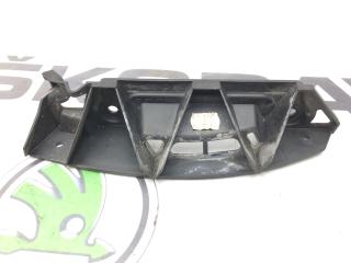 Запчасть направляющая бампера задняя левая Skoda Octavia 2011