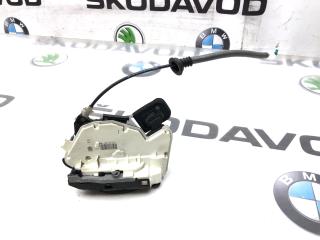 Замок двери задний левый Skoda Octavia 2016