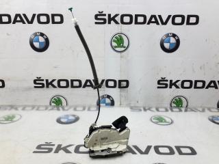 Замок двери задний левый Skoda Octavia 2015