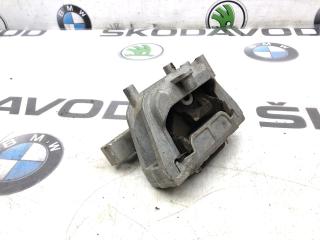 Опора двигателя Skoda Yeti 2014