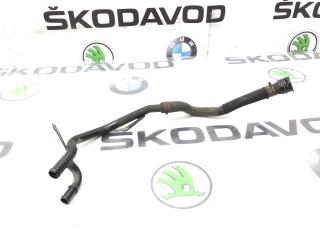 Запчасть трубка системы охлаждения Skoda Octavia 2010