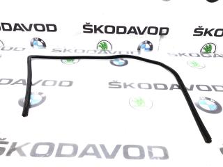 Фото запчасти уплотнитель стекла передний левый Mercedes-Benz ML 2009 Б/У запчасть Запчасть уплотнитель стекла передний левый Mercedes-Benz ML 2009