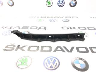 Запчасть направляющая бампера задняя левая Skoda Octavia 2011