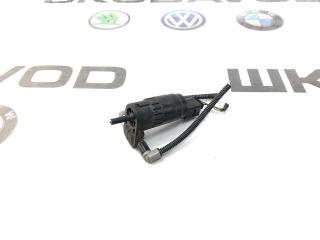 Запчасть насос омывателя лобового стекла Skoda Octavia RS 2014