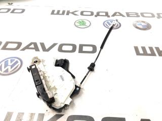 Замок двери передний правый Skoda Yeti 2014