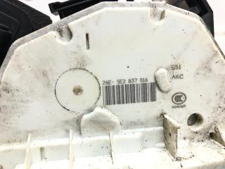 Замок двери передний правый Skoda Octavia RS A7 (5E)