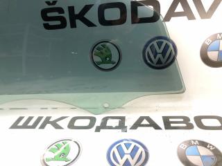 Стекло двери переднее правое Octavia RS 2014 A7 (5E)