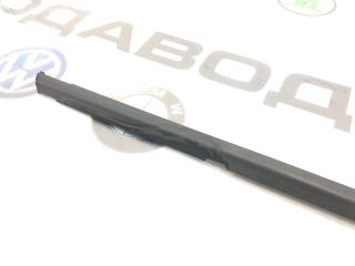 Молдинг стекла передний правый Octavia RS 2014 A7 (5E)