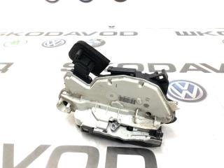 Замок двери передний правый Skoda Octavia 2015