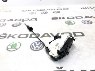Замок двери задний левый Skoda Octavia