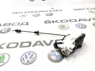 Замок двери передний правый Skoda Octavia