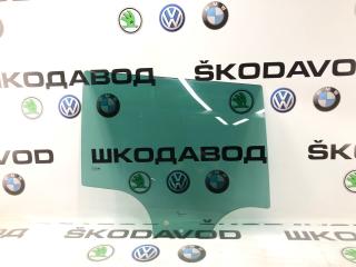 Стекло двери заднее правое Skoda Yeti 2009