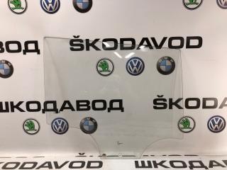 Стекло двери заднее правое Skoda Yeti 2010