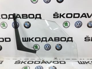 Стекло двери переднее правое Skoda Yeti 2010