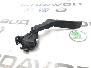 Запчасть педаль газа с кнопкой кикдаун Volkswagen Touareg 2014