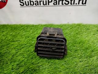 Запчасть дефлектор торпедо правый Subaru Impreza 1999