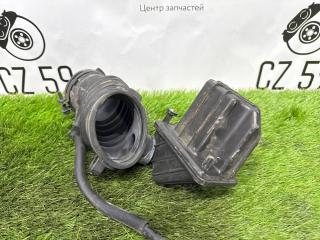 Запчасть патрубок воздушного фильтра Mazda Biante 2010