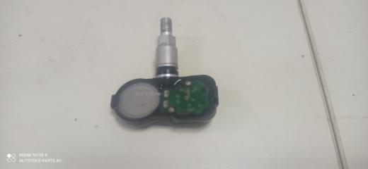 Фото запчасти датчик давления в шинах Toyota Land Cruiser 2018 Б/У запчасть Запчасть датчик давления в шинах Toyota Land Cruiser 2018