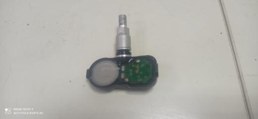 Фото запчасти датчик давления в шинах Toyota Land Cruiser 2018 Б/У запчасть Запчасть датчик давления в шинах Toyota Land Cruiser 2018