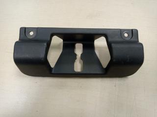 Запчасть накладка петли багажника RENAULT Duster 2013