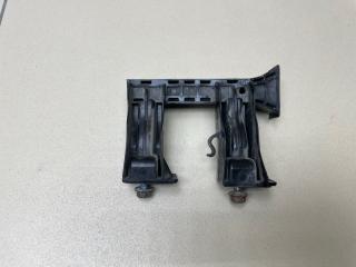 Запчасть направляющая стекла двери передняя левая CITROEN BERLINGO 2 поколение 2010