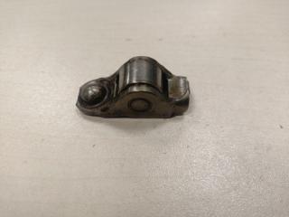 Фото запчасти рокер TOYOTA COROLLA 10 поколение 2007 Б/У запчасть Запчасть рокер TOYOTA COROLLA 10 поколение 2007