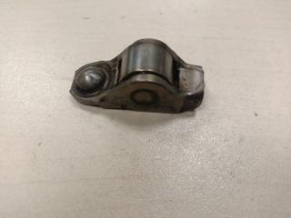 Фото запчасти рокер TOYOTA COROLLA 10 поколение 2007 Б/У запчасть Запчасть рокер TOYOTA COROLLA 10 поколение 2007