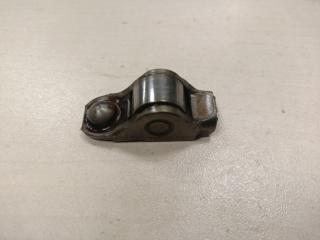 Фото запчасти рокер TOYOTA COROLLA 10 поколение 2007 Б/У запчасть Запчасть рокер TOYOTA COROLLA 10 поколение 2007