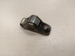 Фото запчасти рокер TOYOTA COROLLA 10 поколение 2007 Б/У запчасть Запчасть рокер TOYOTA COROLLA 10 поколение 2007