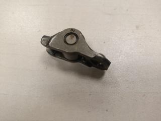 Фото запчасти рокер TOYOTA COROLLA 10 поколение 2007 Б/У запчасть Запчасть рокер TOYOTA COROLLA 10 поколение 2007