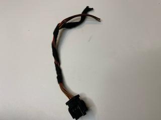 Запчасть разъем электрический VOLKSWAGEN Polo 5 поколение 2011